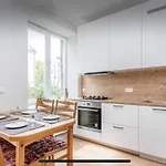 Vintage 2bed Condo-prime