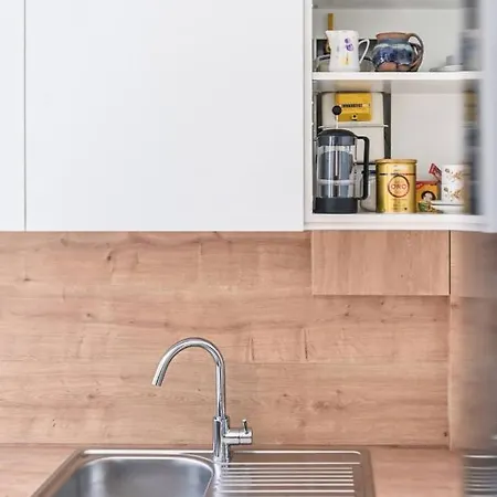 Апартаменты Vintage 2bed Condo-prime