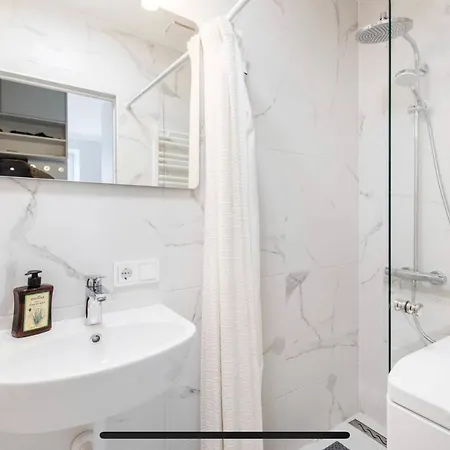 Apartment Vintage 2bed Condo-prime