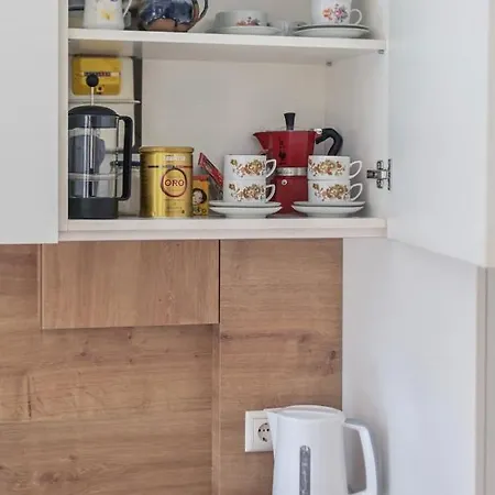 Vintage 2bed Condo-prime شقة
